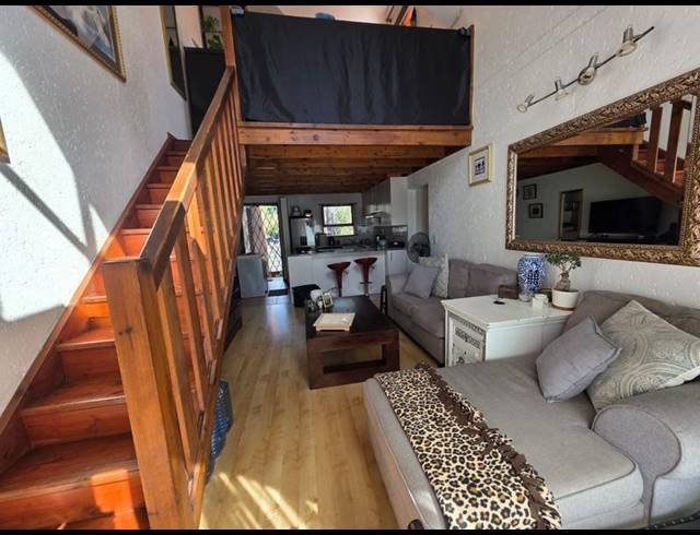 1 BEDROOM APARTMENT FOR SALE IN SUNNINGHILL